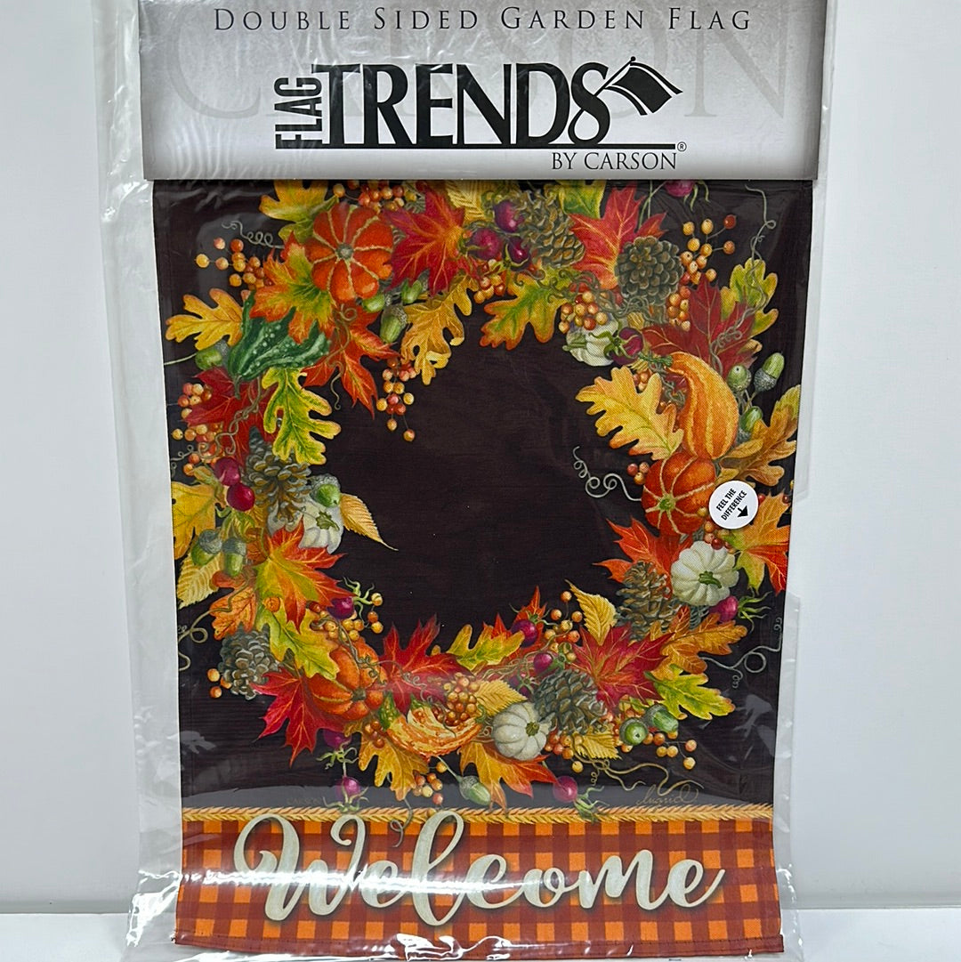 ACORN/LEAVES WREATH GARDEN FLAG-1169