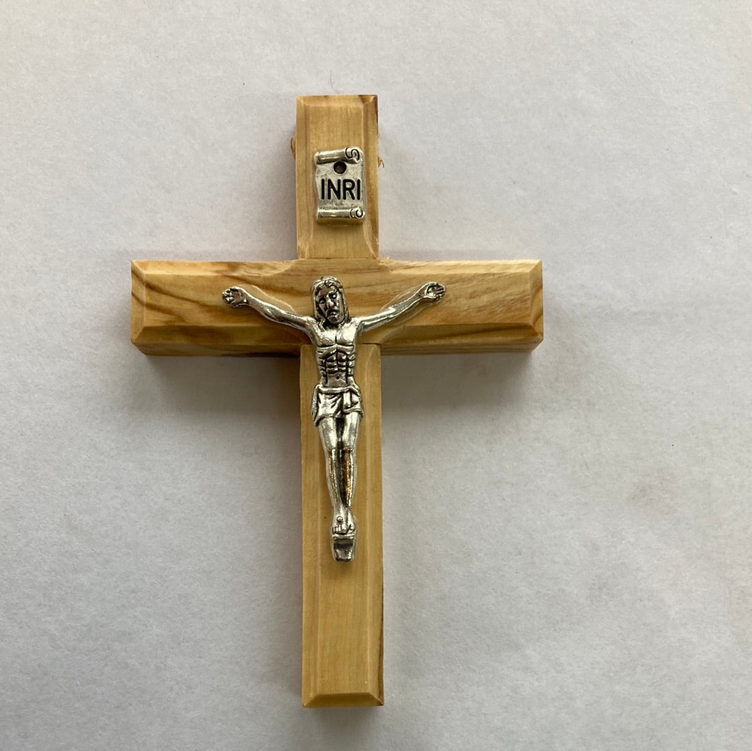 SIMPLE OLIVE WOOD CRUCIFIX-8708
