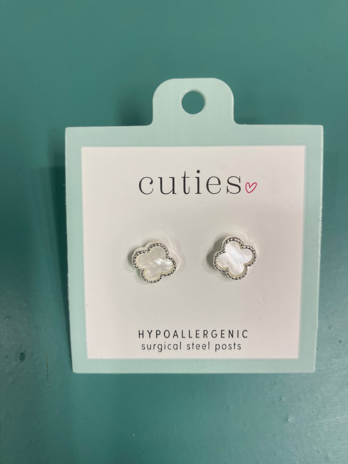 WHITE CLOVER IN SILVER EARRINGS-0517