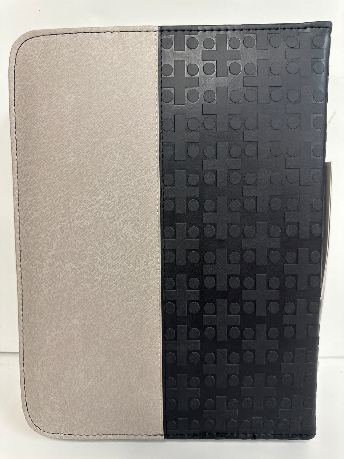 I CAN DO ALL THINGS BLACK/TAN XL BIBLE COVER-1076