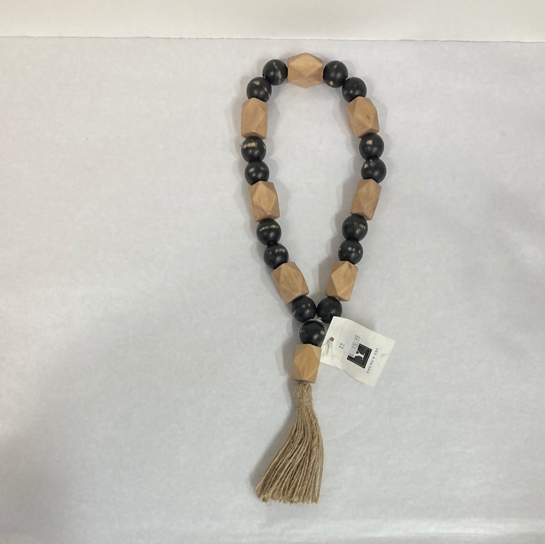 BLACK/NATURAL BLESS BEAD/TASSEL-8075