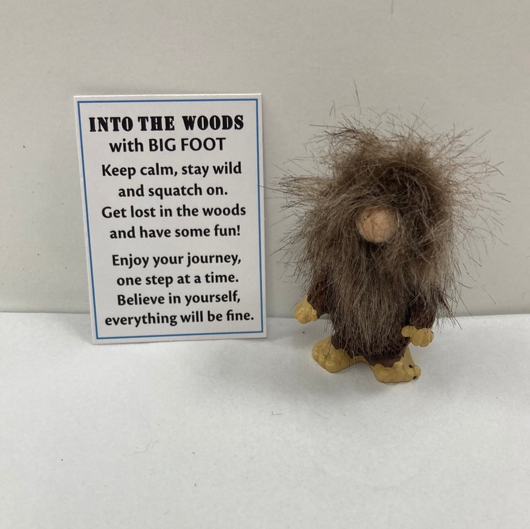 INTO THE WOODS BIG FOOT CHARMS-3453