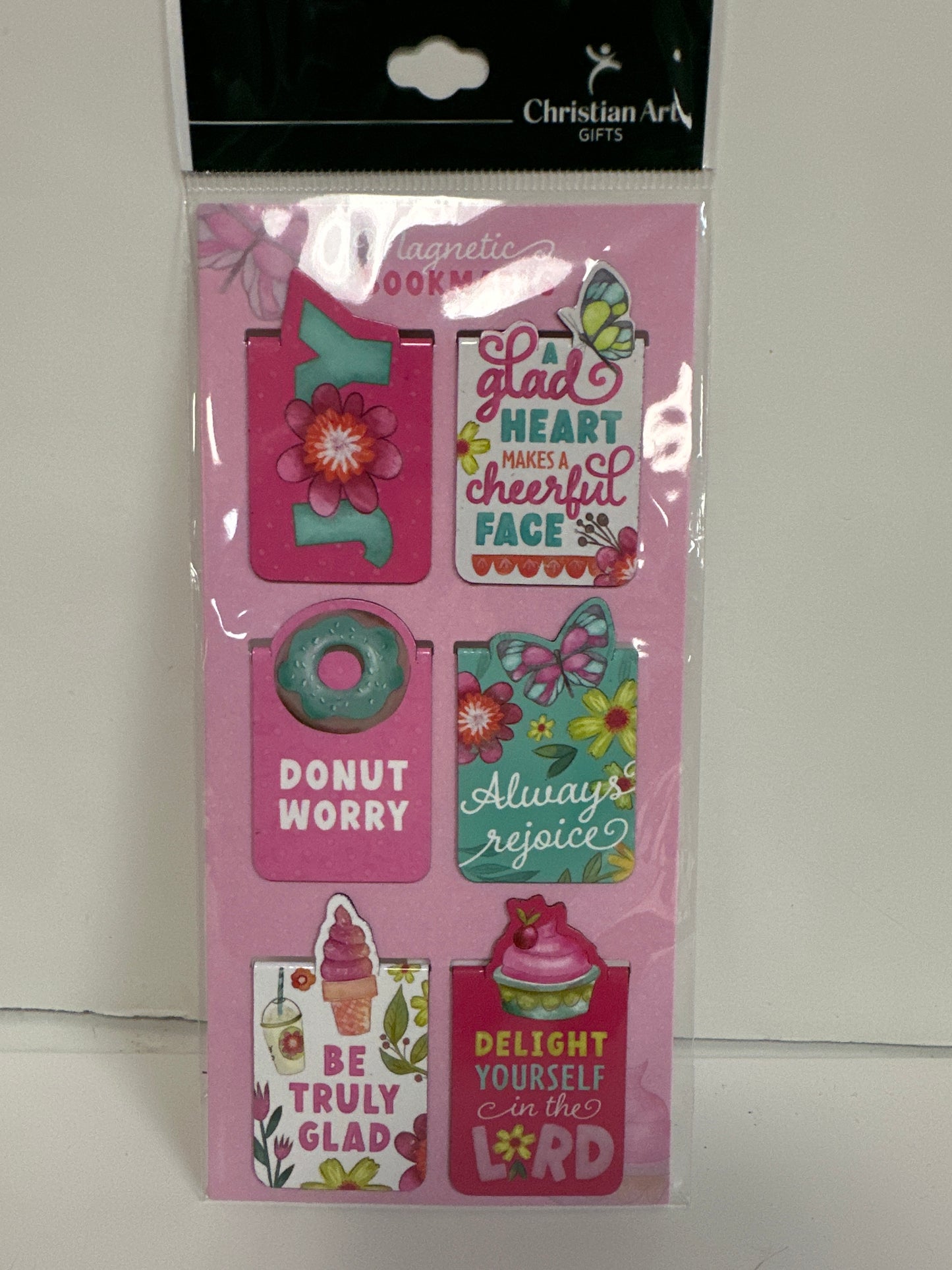 A GLAD HEART MAKES MAGNETIC BOOKMARK-7857