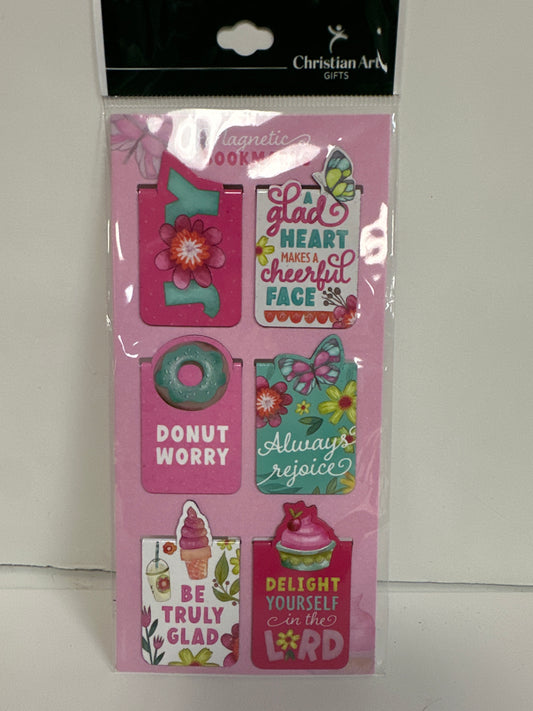 A GLAD HEART MAKES MAGNETIC BOOKMARK-7857
