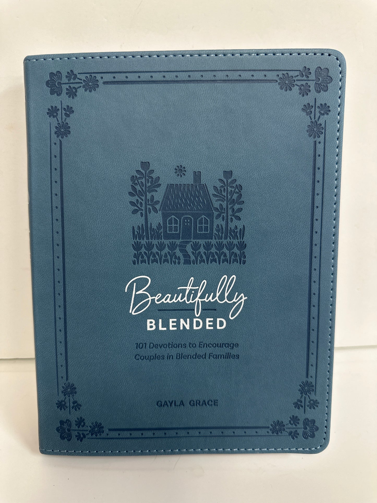 BEAUTIFULLY BLENDED DEVOTIONS-9025