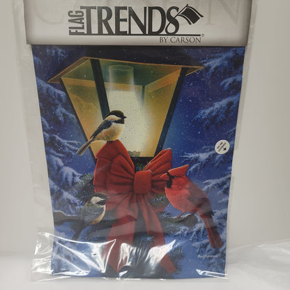 HOLIDAY NIGHT LIGHT GARD FLAG-5532