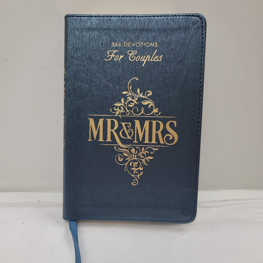 MR & MRS LL DEVOTIONAL-8860