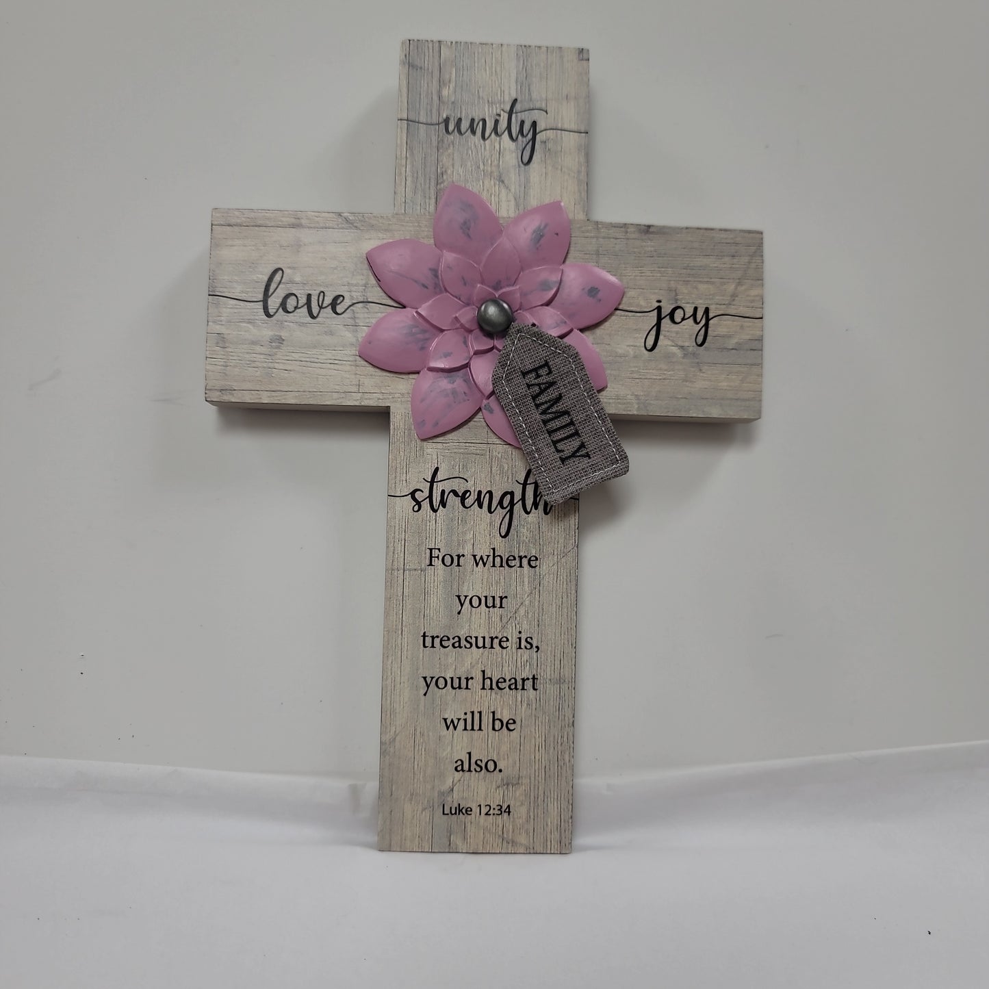 FAMILY PINK FLOWER WALL CROSS-5661