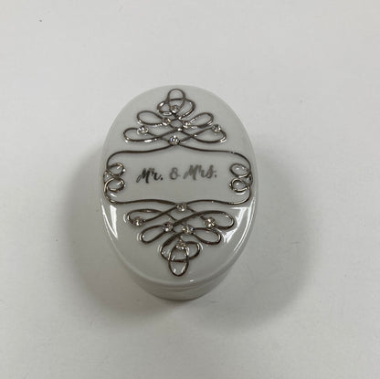 MR & MRS KEEPSAKE BOX-9844