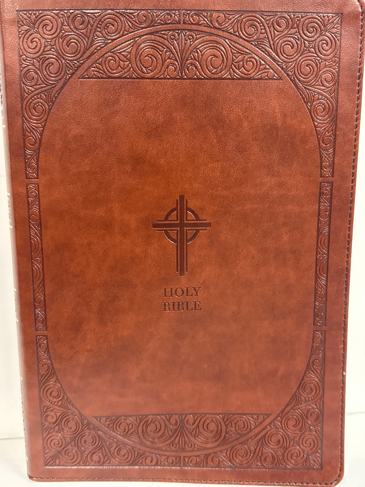 NABRE CATHOLIC BIBLE LARGE PRINT BROWN-3923