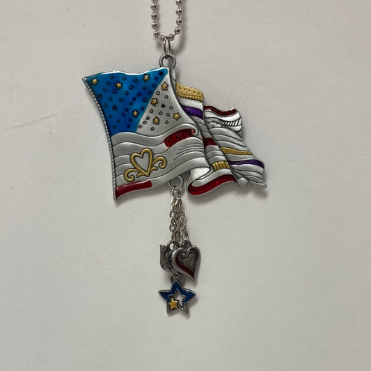 AMERICAN FLAG CAR CHARM-0602