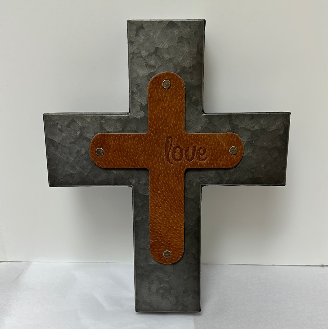 LOVE WALL CROSS-9786