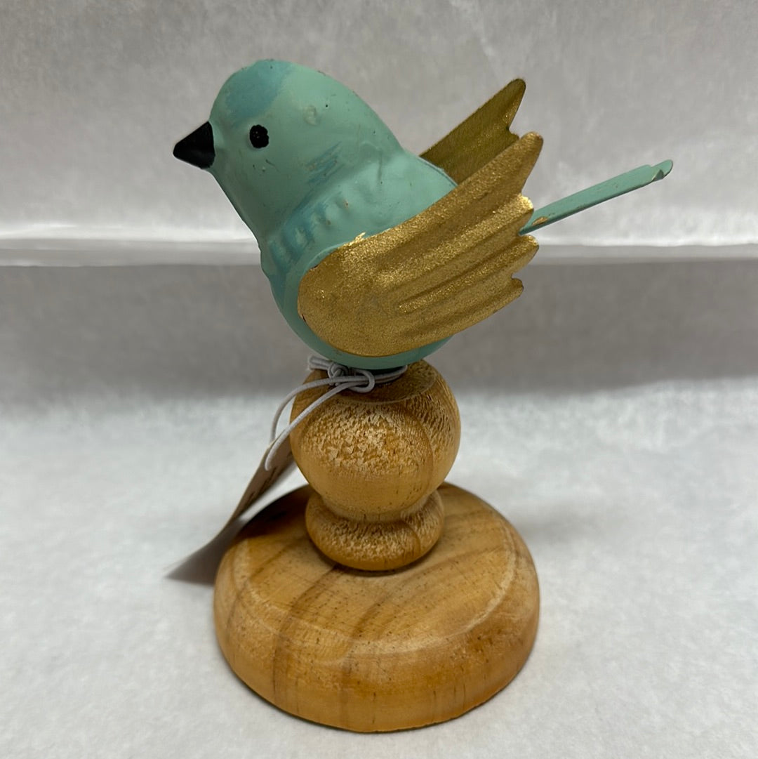 COLORFUL STANDING BIRD FIG-6083