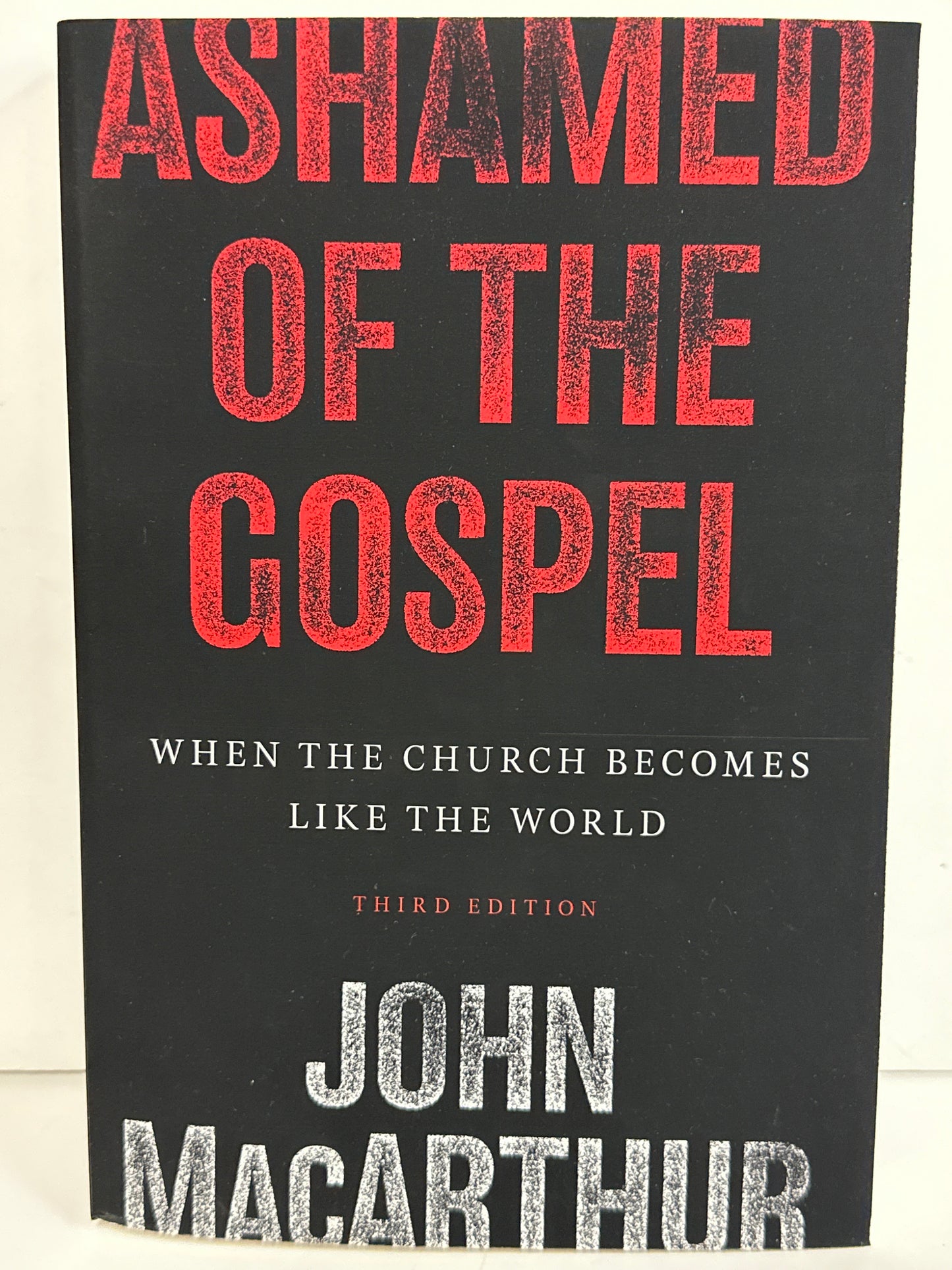 ASHAMED OF THE GOSPEL/JOHN MACARTHUR-6752