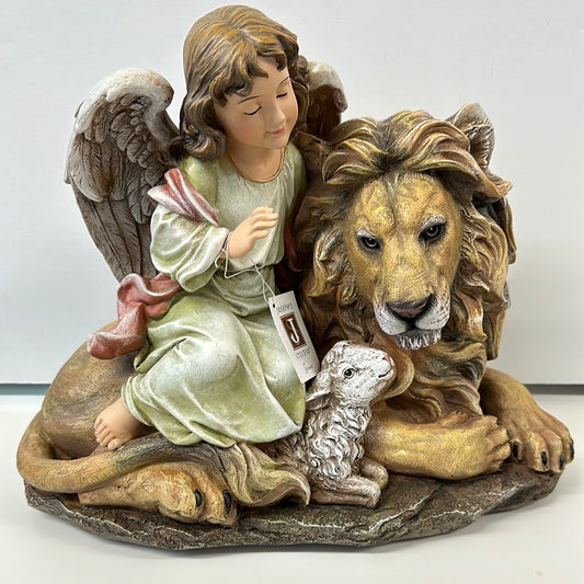 LION/LAMB W/ANGEL FIGURE-7068