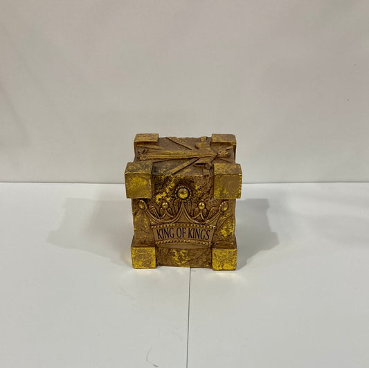 CROWN HIM TABLETOP CUBE-0293