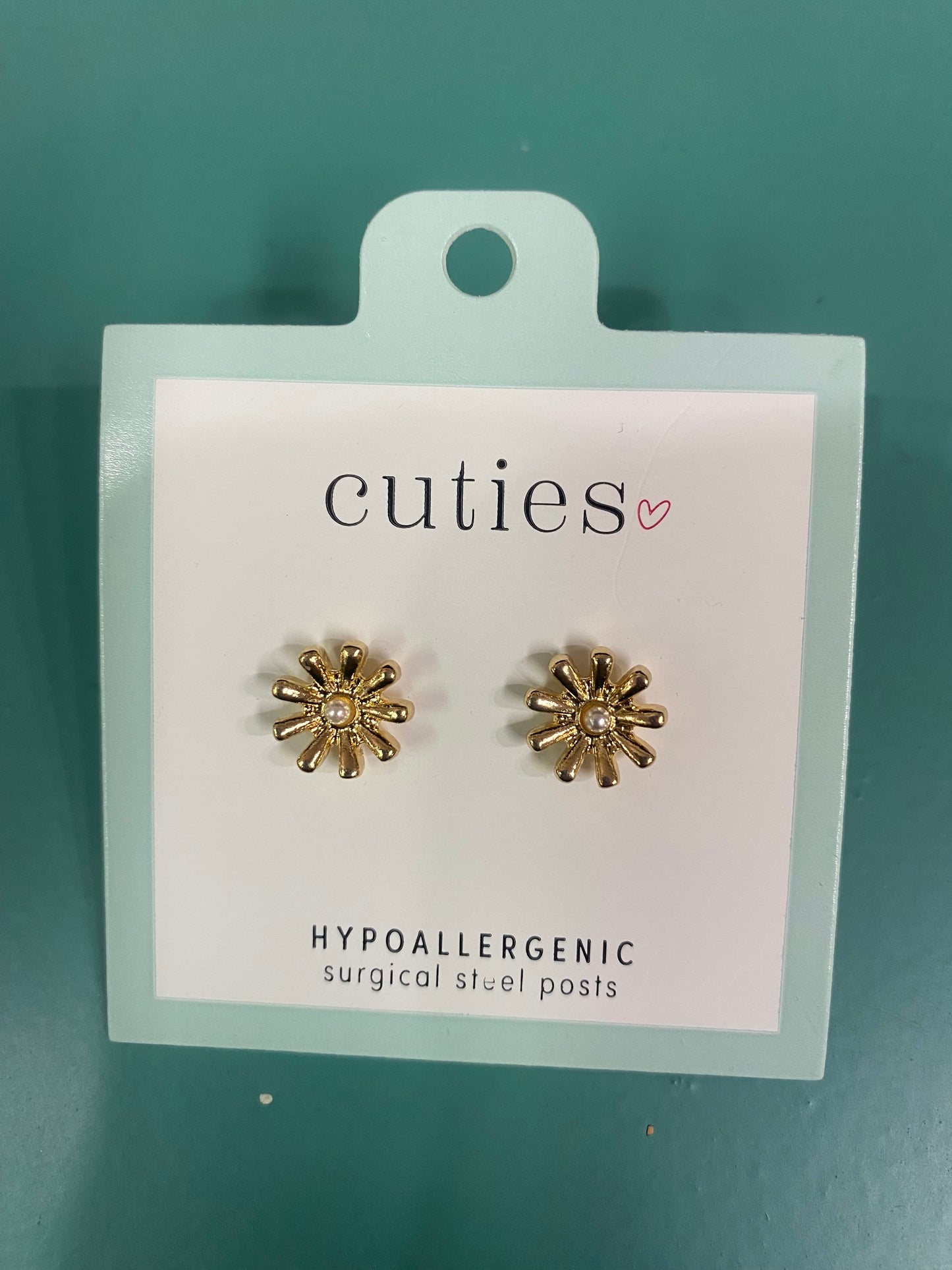 GOLD FLOWERS WITH PEARLS EARRINGS-2301