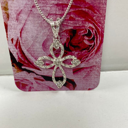CZ OPEN PETAL HEART SP NECKLACE-7469 : 18 IN