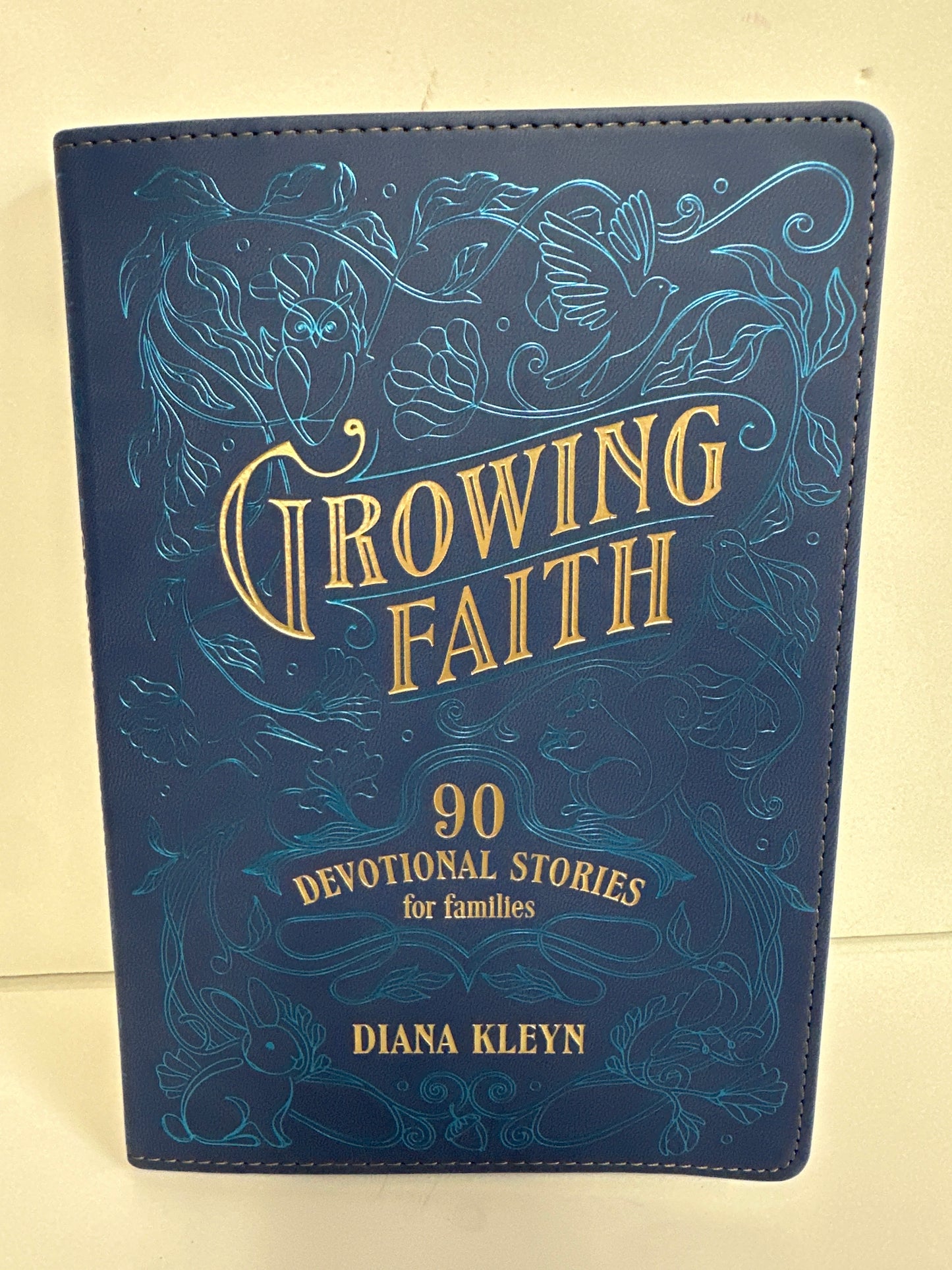 GROWING FAITH 90 DEVOTIONAL STORIES FOR FAMILIES-9766